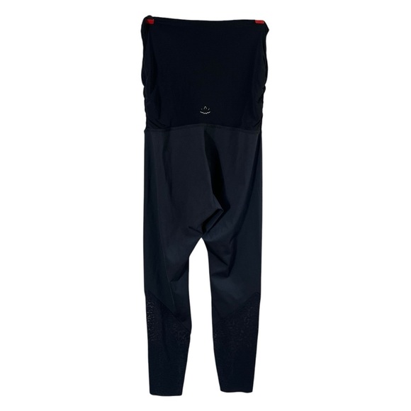 BEYOND THE BUMP x BEYOND YOGA Maternity Black Lace Leggings - Picture 3 of 12